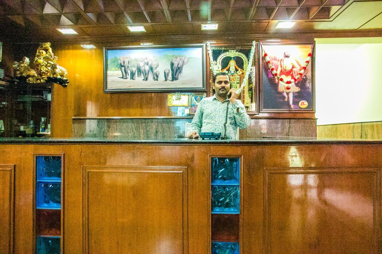Priyanka Residency Hotell Bangalore Eksteriør bilde